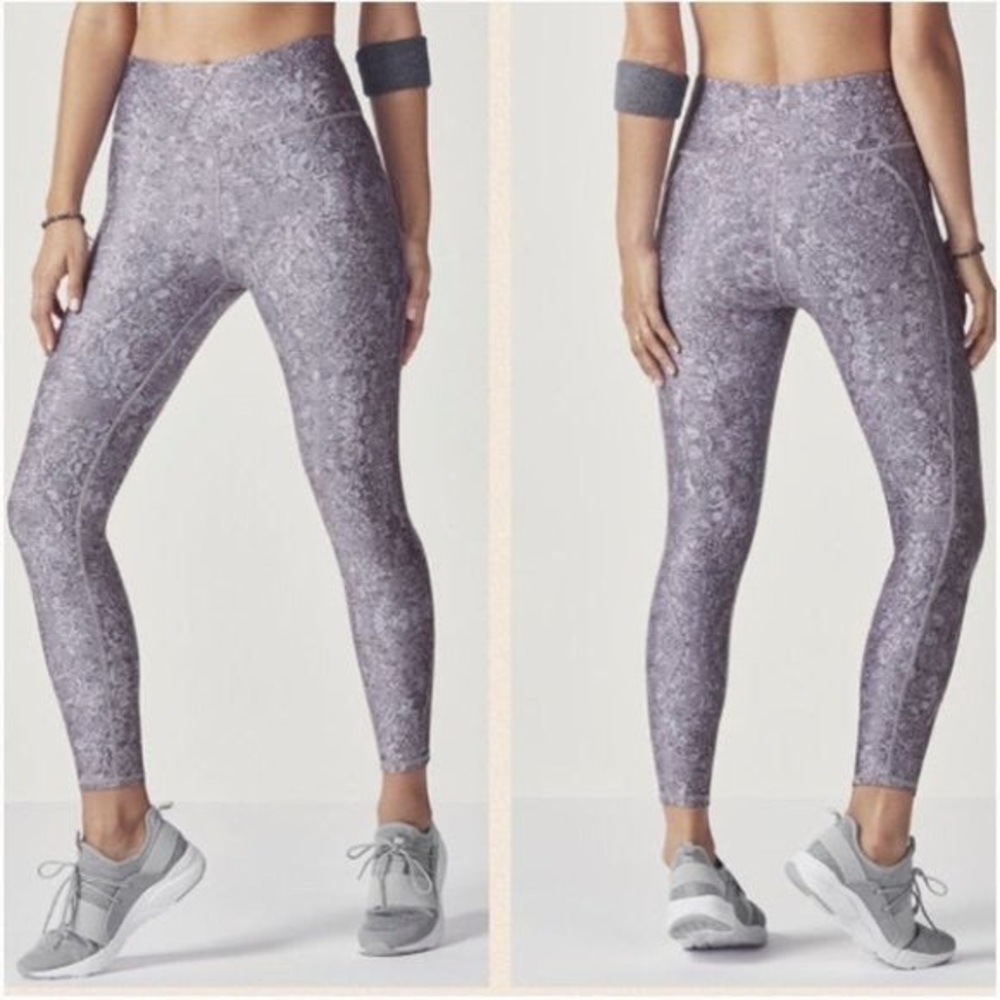 Fabletics 7/8 Leggings in Lino Lace Print